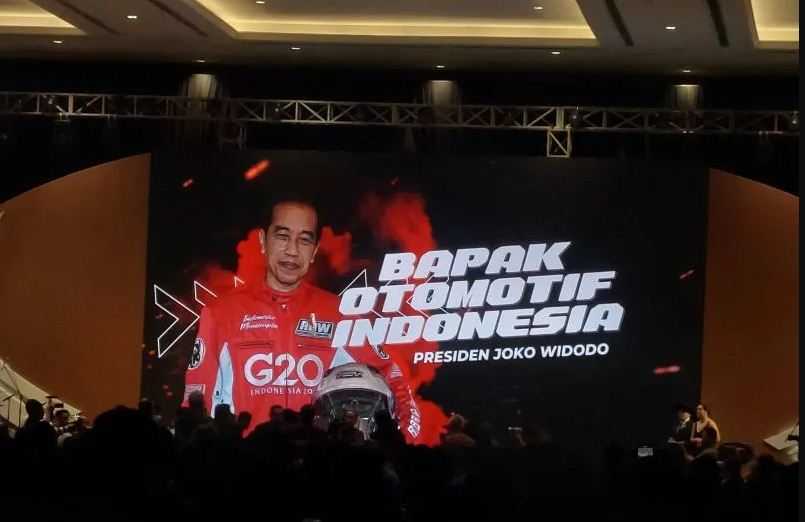 Jokowi Dinobatkan Sebagai Bapak Otomotif Indonesia