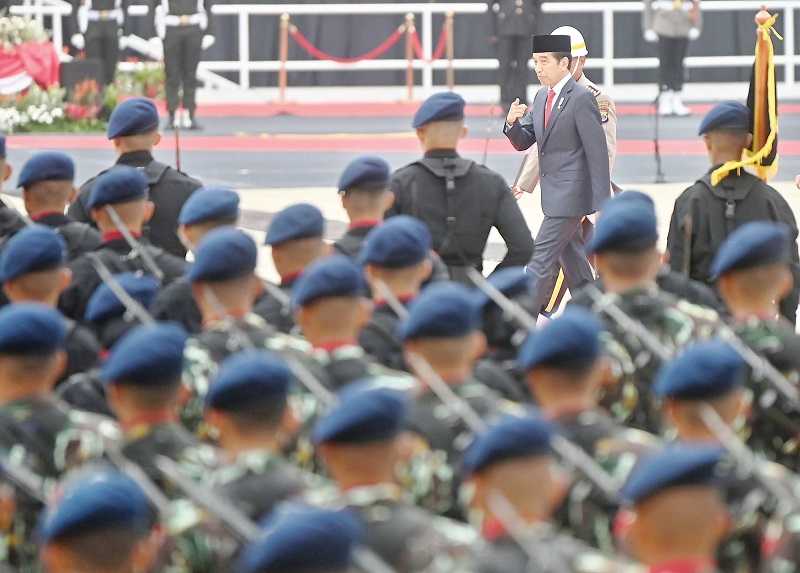 Jokowi Ingatkan Polri Jangan hanya Tajam ke Bawah, tapi Tumpul ke Atas