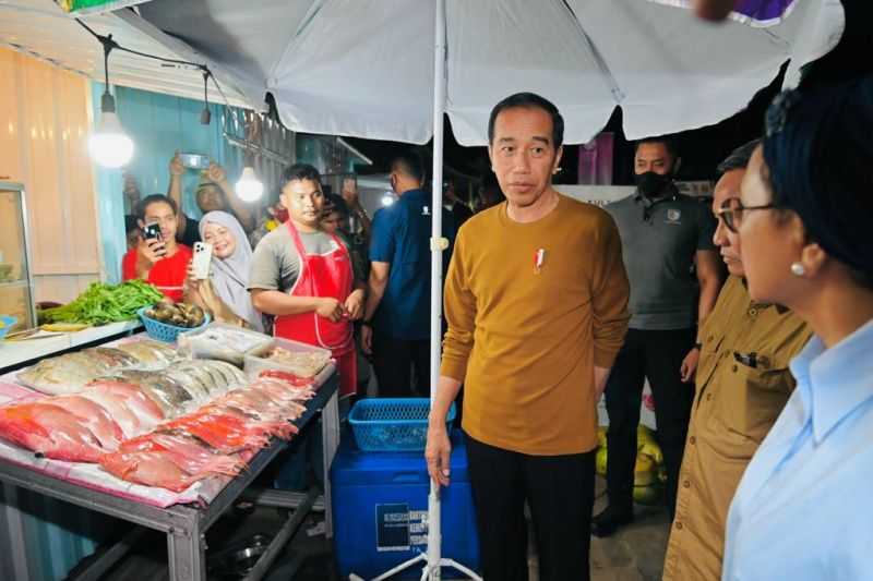 Jokowi Kunjungi Kawasan Wisata Kuliner Kampung Ujung Labuan Bajo