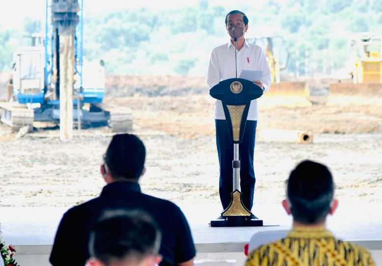 Jokowi Minta Percepat Groundbreaking Pabrik Baterai EV di Bantaeng