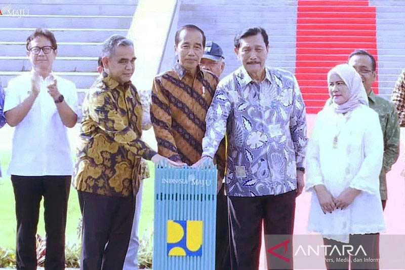 Jokowi Serahkan Peresmian Istana Garuda ke Prabowo