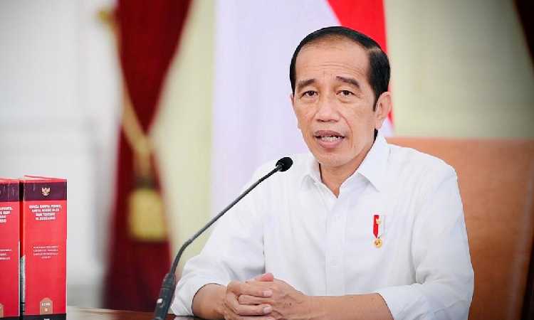 Jokowi Tegaskan ASN Bukan Orang yang Harus Dilayani Tapi Melayani 