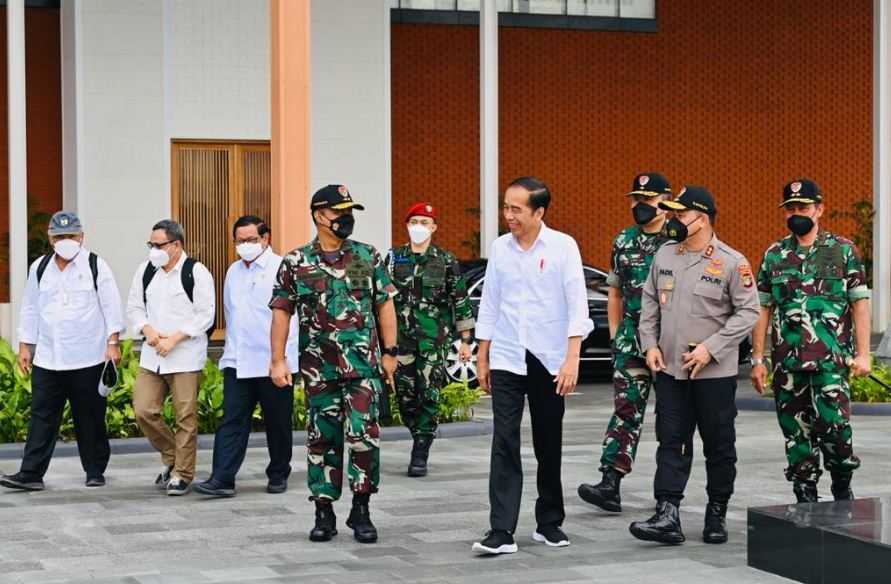 Jokowi Terbang ke Kaltim, Tinjau Sejumlah Infrastruktur di IKN