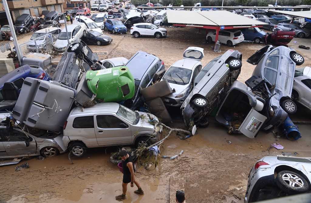 Jumlah Korban Tewas Banjir Dahsyat di Spanyol Bertambah Jadi 158 Orang 5