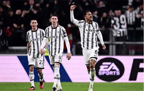 Juventus Tundukkan Torino 4-2 dalam Derbi Turin