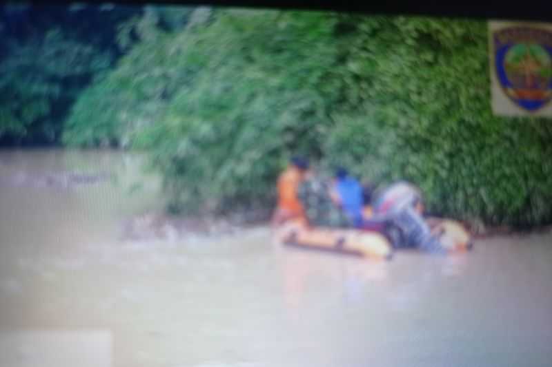Kabar Duka, Bocah Hanyut di Sungai Sasak Ditemukan Tak Bernyawa, Tersangkut di Pohon Tumbang