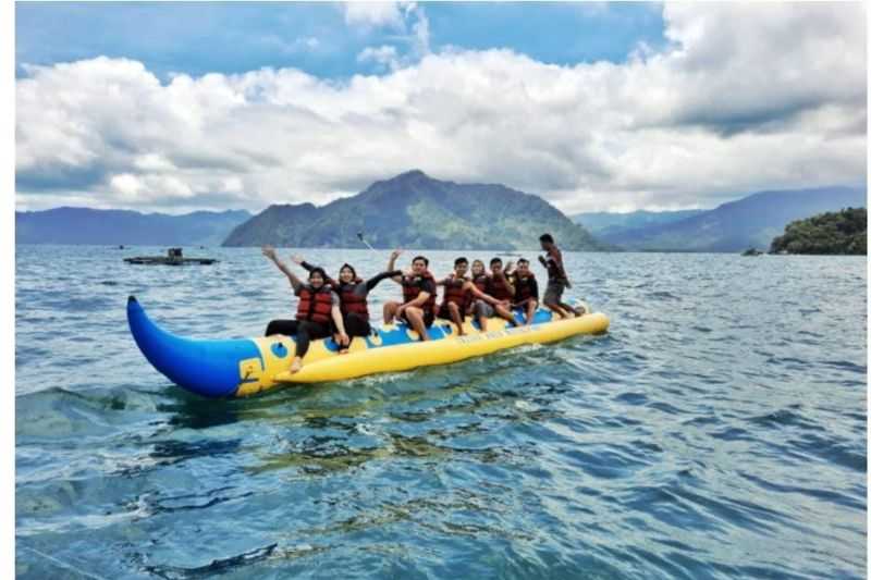 Kabar Duka, Wisatawan Meninggal Usai Atraksi Banana Boat di Pantai Trenggalek