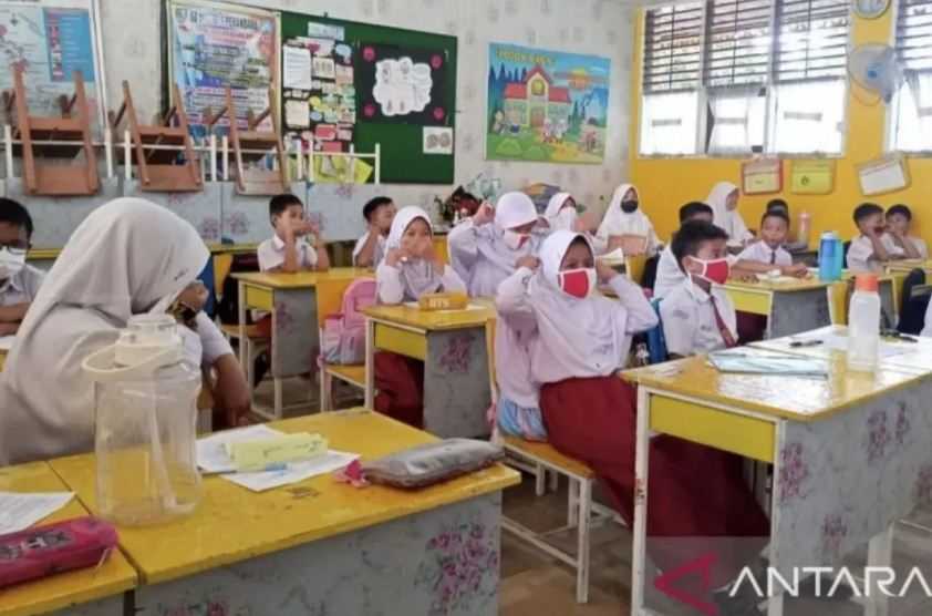 Kabut Asap Landa Pekanbaru, Para Orangtua Khawatir Anaknya Masih Masuk Sekolah