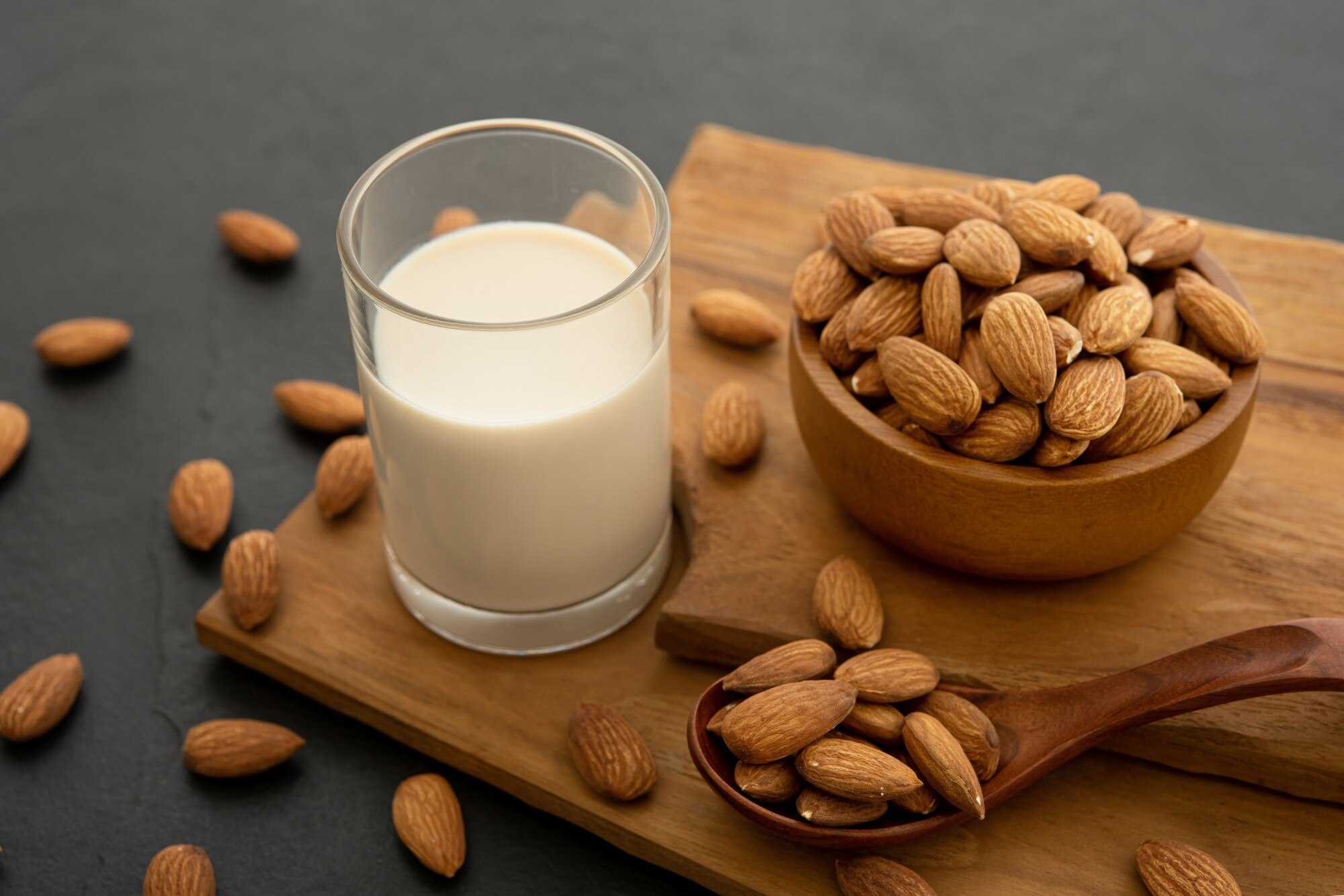 Kacang Almond, Makanan Kaya Protein Andalan Dokter Kulit