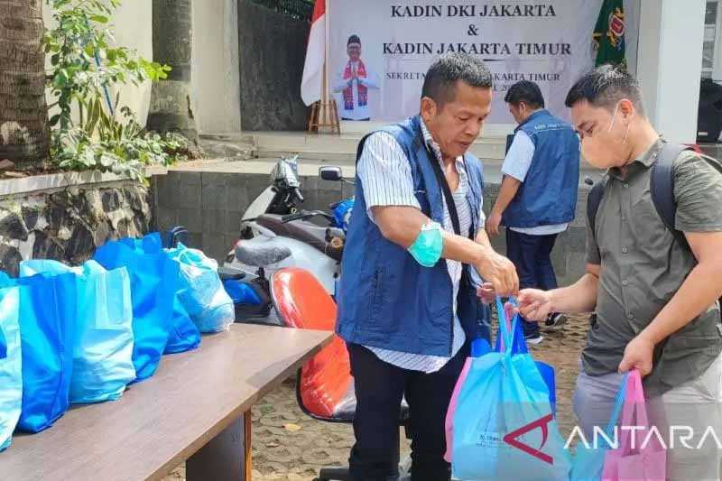 Kadin Gelar Paket Sembako Murah