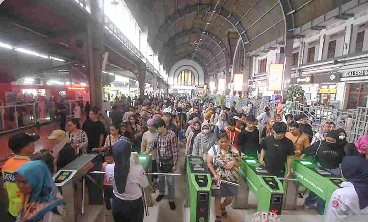 KAI Commuter Angkut 2,5 Juta Penumpang Selama libur panjang