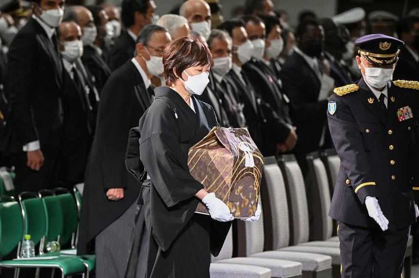 Kaisar Naruhito Tak Hadir di Pemakaman Kenegaraan Shinzo Abe