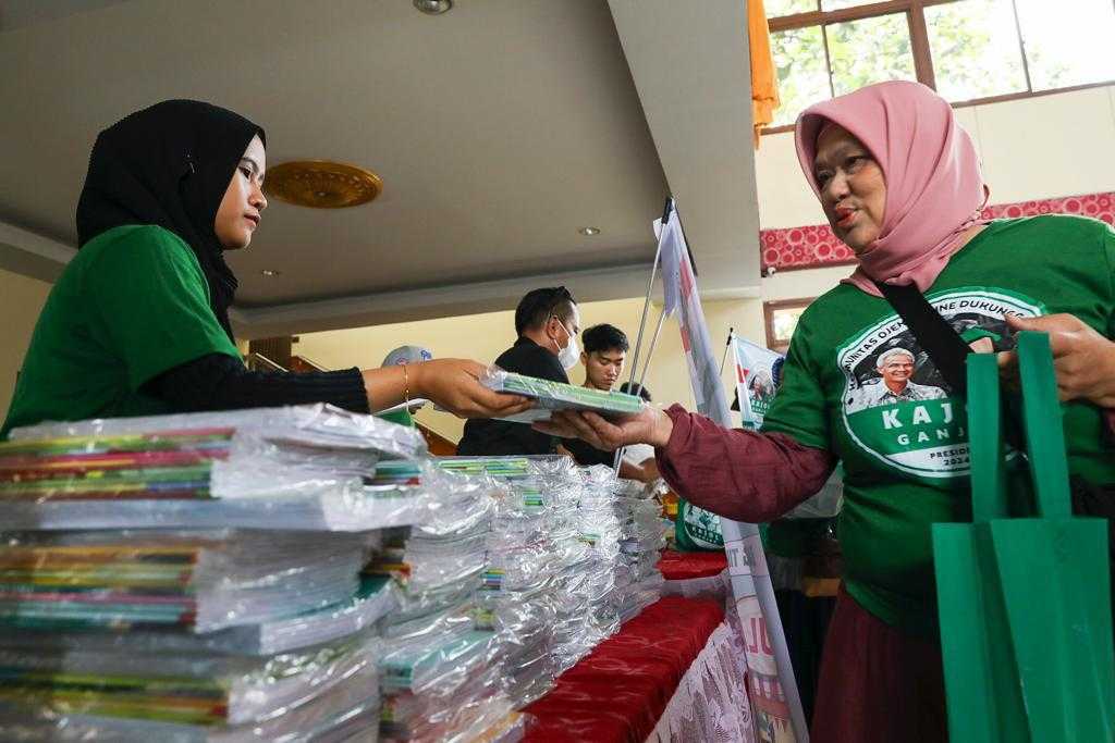 Kajol Indonesia Gelar Bazar Murah di Bandung Timur Terinspirasi dari Program Ganjar 4