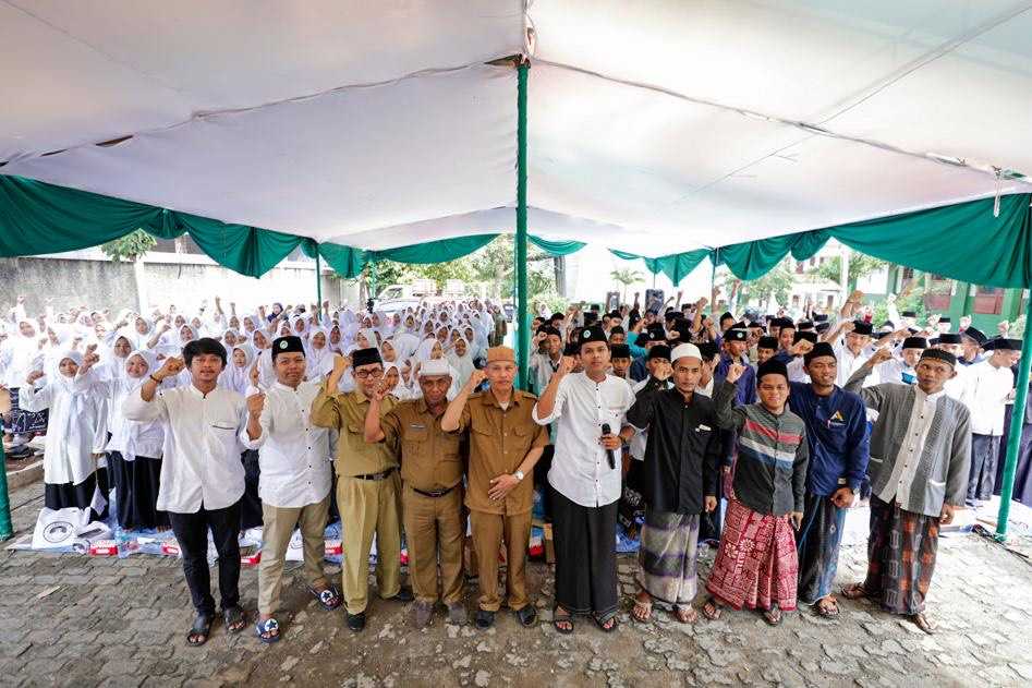 Kala Santri di Bekasi Doa Minta Pemimpin yang Tepat: Menurut Kami Sosok Itu Ganjar