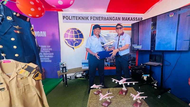 Kampus Transportasi Marta Udara Ikut Ramaikan Hari Nusantara