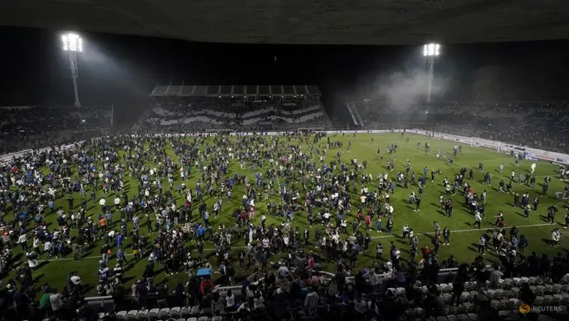 Kanjuruhan Belum Usai, Gas Air Mata kembali Tewaskan Fans Bola di Argentina