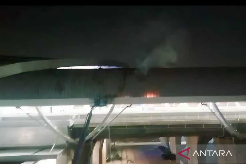 Kantor Kereta Cepat di Halim Perdanakusuma Terbakar