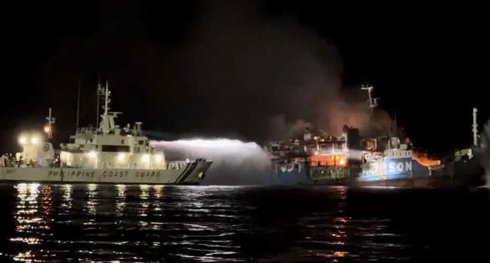 Kapal Feri Terbakar di Perairan Filipina, 12 Tewas, 7 Belum Ditemukan
