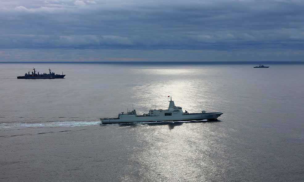 Kapal Perang Tiongkok dan Russia Patroli Perdana di Pasifik