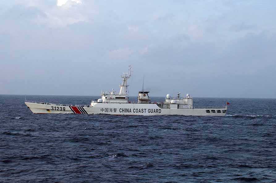 Kapal Tiongkok dan Jepang Berselisih Dekat Senkaku