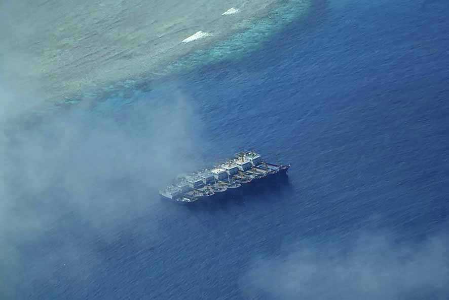 Kapal Tiongkok Keluarkan Peringatan  ke Pesawat Filipina