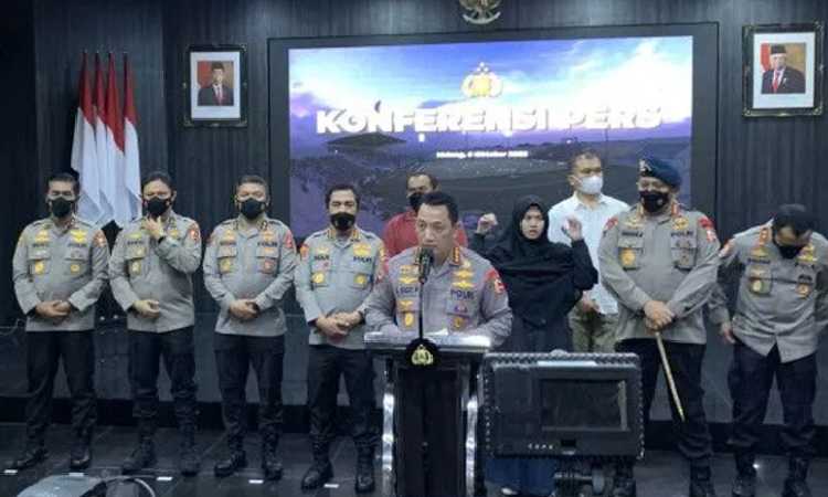 Kapolri: Tersangka Tragedi Kanjuruhan Bisa Bertambah