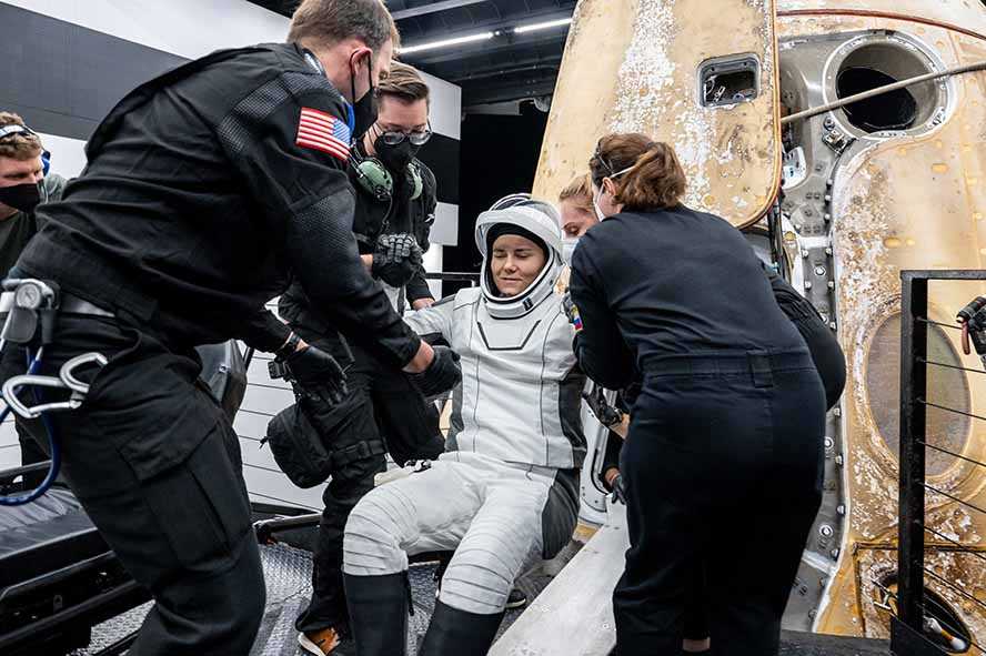 Kapsul SpaceX Berhasil Bawa Pulang 4 Awak ISS 