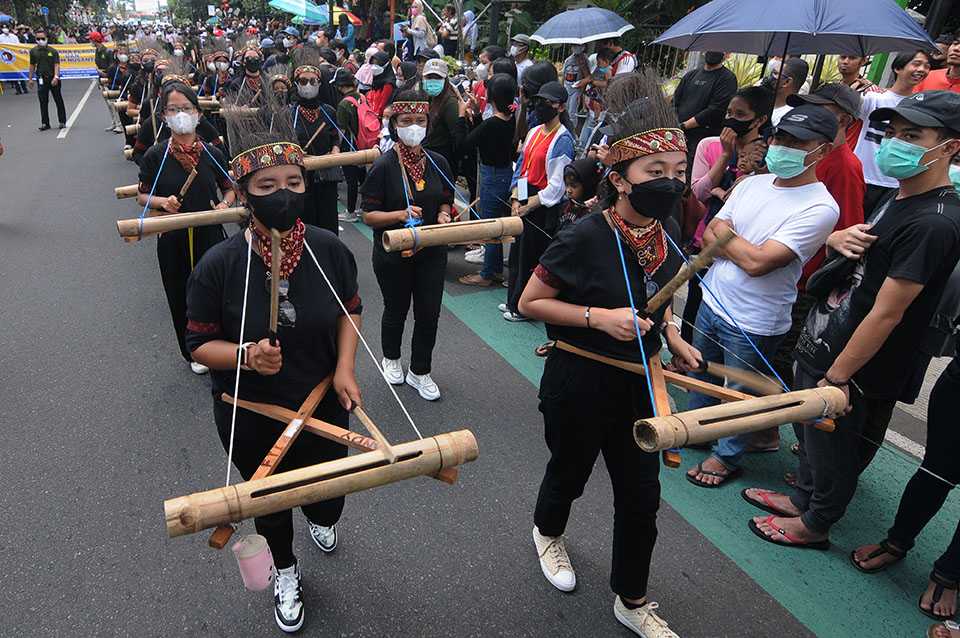 Karnaval Orientasi Mahasiswa Baru