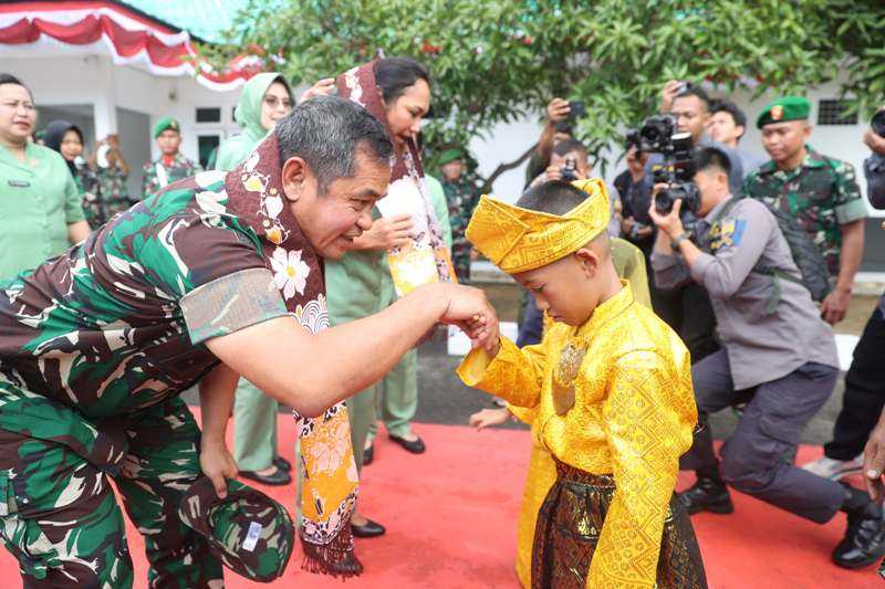 Kasad: Pendidikan Adalah Kunci Masa Depan Anak