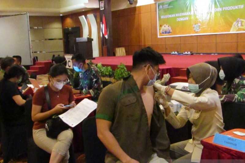 Kasus Harian Covid-19 di Kalimantan Barat Terus Bertambah. Vaksinasi Harus Dipercepat