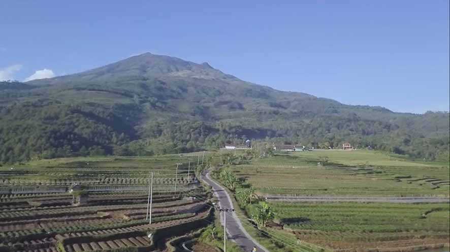 Kearifan Lokal yang Berkontribusi bagi Ekonomi Warga