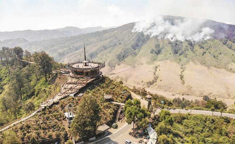 KEBAKARAN HUTAN DAN LAHAN DI KAWASAN GUNUNG BROMO