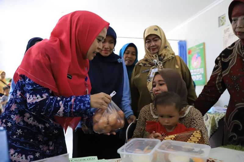 Kecamatan Cibodas sediakan hadiah ajak orang tua bawa anak ke posyandu