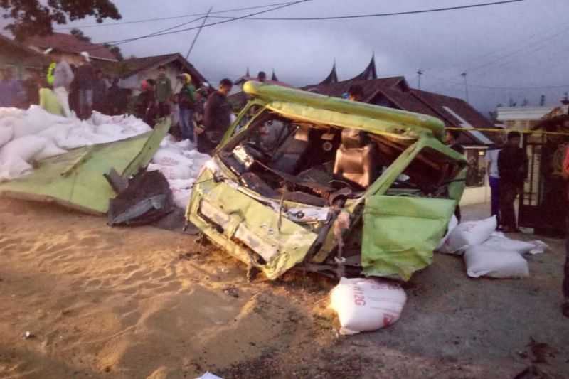 Kecelakaan Beruntun di Bukittinggi Tewaskan Tiga Pengendara Motor