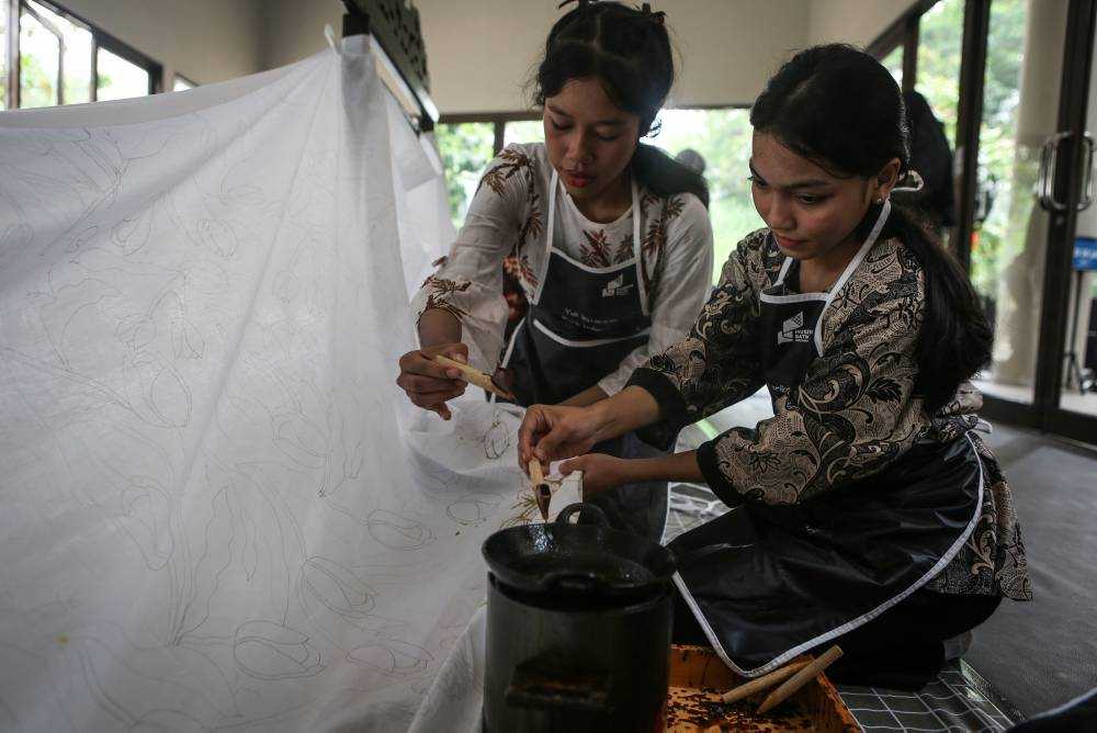 Kegiatan Hari Batik Nasional