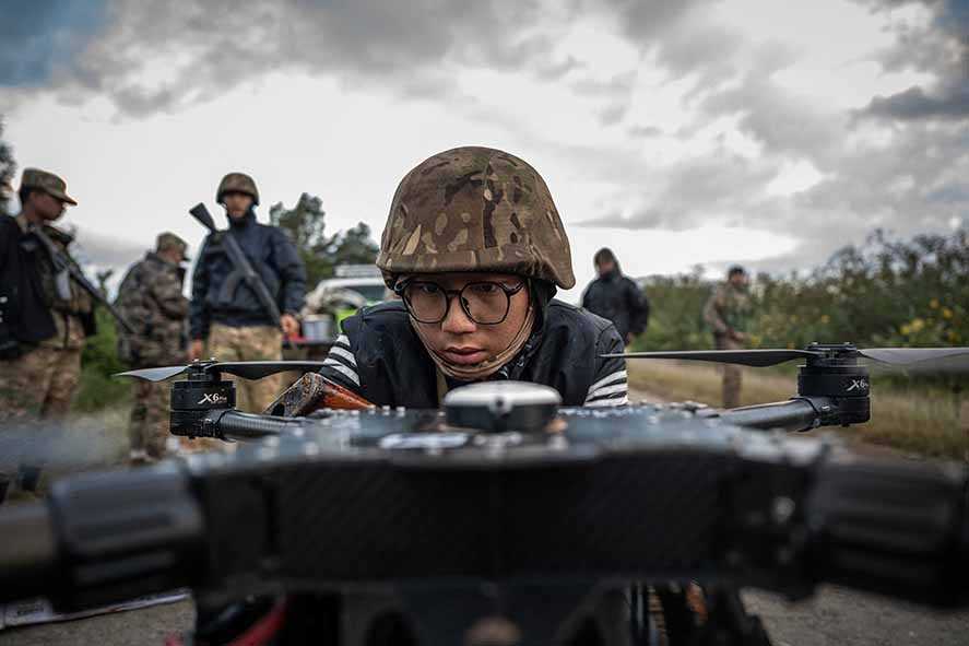 Kelompok Prodemokrasi Gunakan 'Drone' untuk Bombardir Tentara Junta