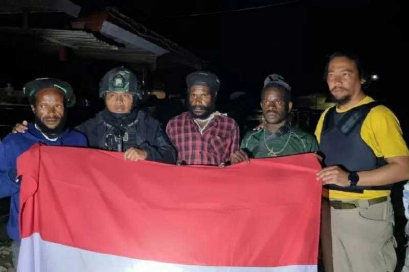 Kelompok Teroris Ini Makin Brutal, Empat Prajurit TNI Terluka Saat Dihadang KKB di Pegunungan Bintang