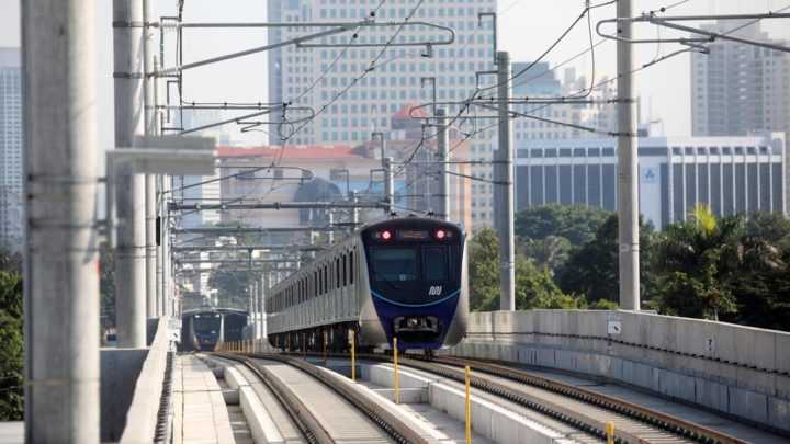 Kembali Bangkit, Kenaikan Penumpang MRT Jakarta Tiap Pekan Mencapai 142 Persen