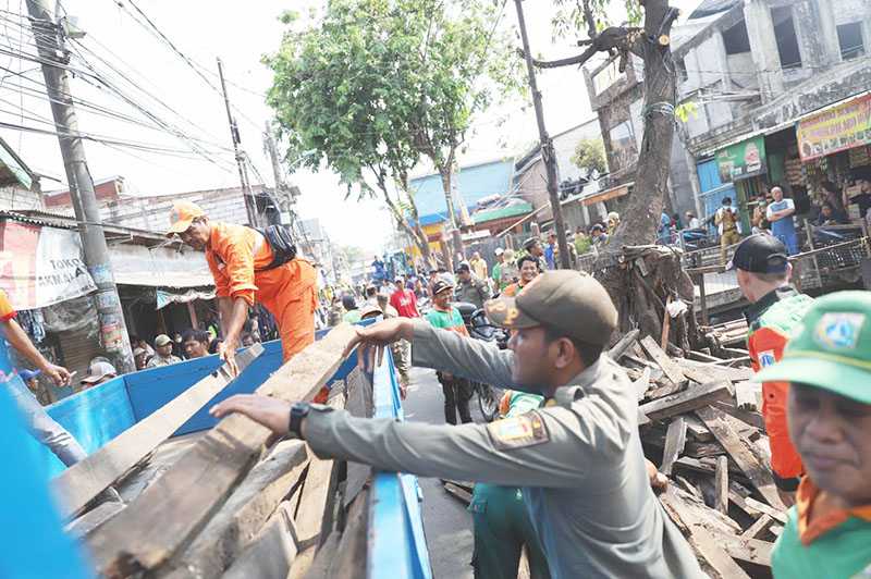 Kembalikan Fungsi Jalan