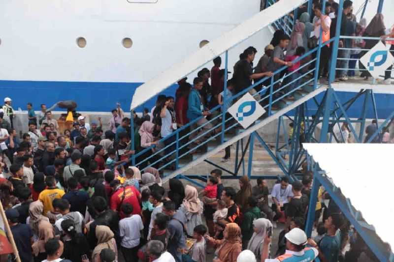 Kemenhub Angkut 2.481 Peserta Arus Balik Gratis Jalur Kapal Laut dari Semarang ke Jakarta