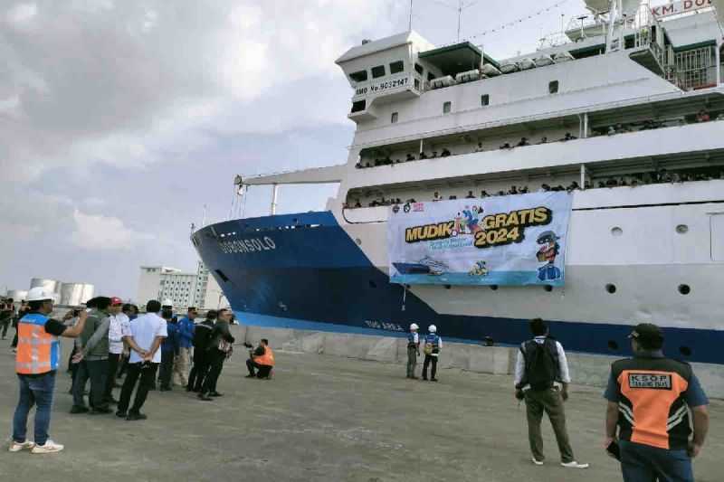 Kemenhub Fasilitasi 1.705 Orang Arus Balik Gratis dengan Kapal Laut Rute Semarang-Jakarta