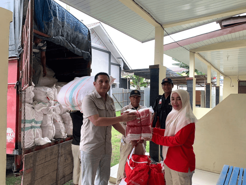 Kemensos Beri Santunan kepada Ahli Waris Korban Banjir Aceh Tenggara