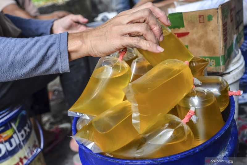 Kementerian BUMN Targetkan Distribusi Minyak Goreng ke 5.000 Titik di Seluruh Indonesia