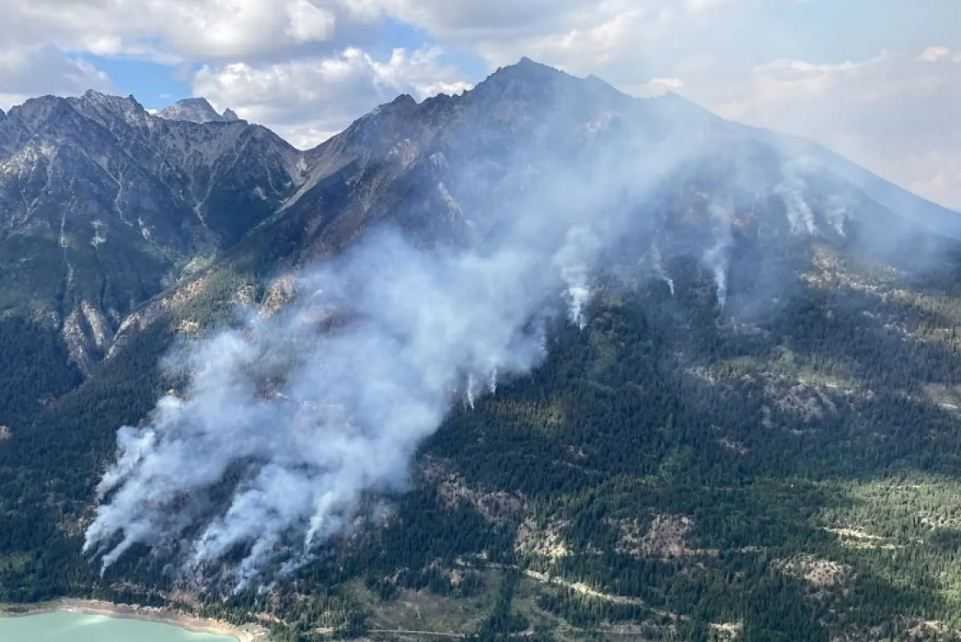 Kemlu Pastikan Tak Ada WNI Jadi Korban Kebakaran Hutan di Kanada