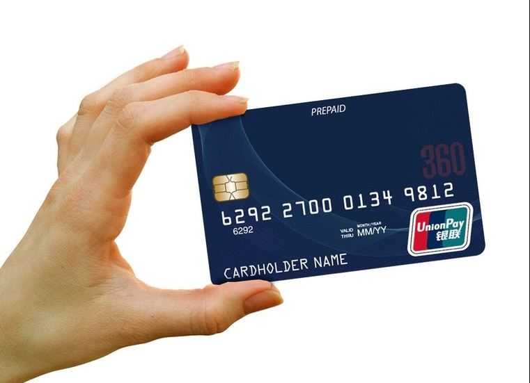 Kena Imbas Sanksi Barat, Rusia-Tiongkok Akan Bahas Sistem Pembayaran dengan Kartu Mir-UnionPay