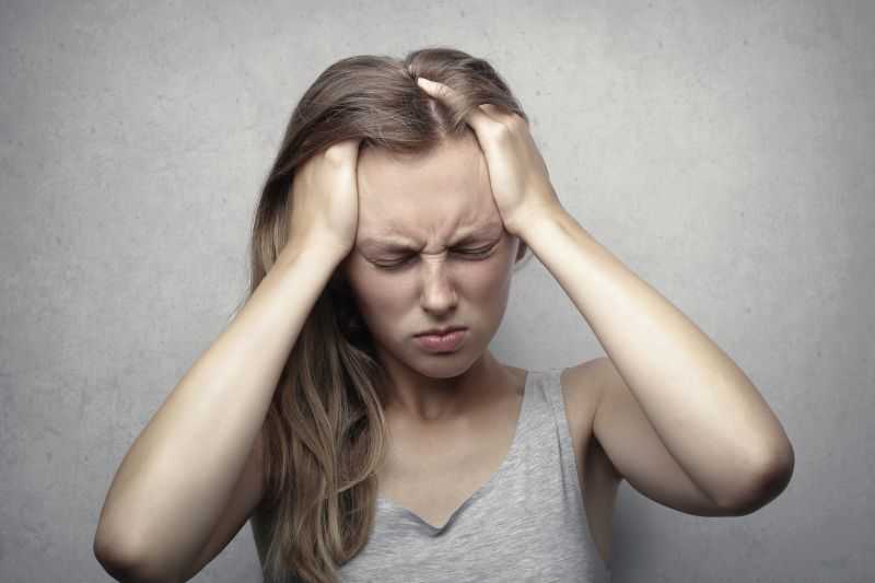 Kenali 5 Jenis Sakit Kepala sesuai Lokasi dan Gejalanya
