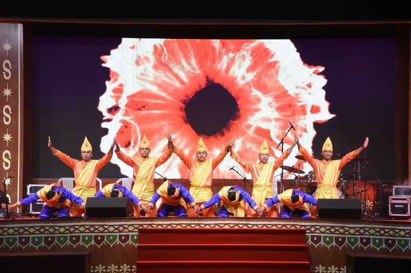 Kenalkan Budaya Indonesia, KRI Sultan Iskandar Muda-367 Buat Takjub di Opening Ceremony Latma Milan 2024