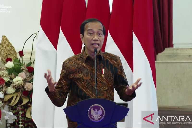 Kepada Menteri dan Pejabat, Jokowi Ingatkan: Keadaan Sedang Tidak Normal, Jangan Bekerja Standar!