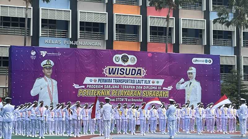 Kepala BPSDMP Minta Lulusan Poltekpel Surabaya Kembangkan Sektor Maritim Indonesia