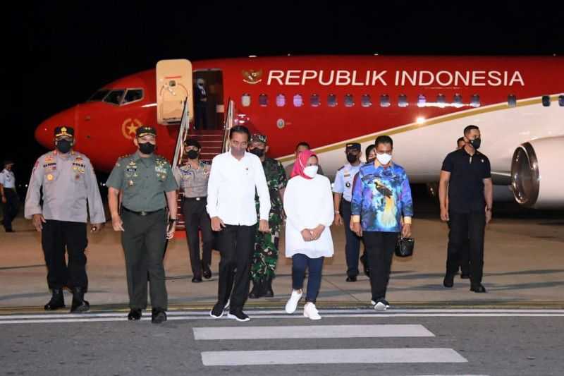 Keren Ini, Mungkin Jokowi Jadi Orang Nomer Satu di Indonesia yang Terbanyak Bermalam di Papua